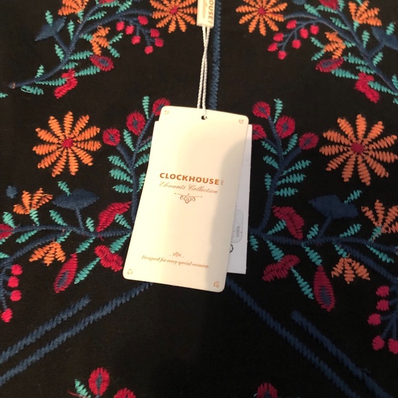 Embroidered skirt - Picture 3 of 4